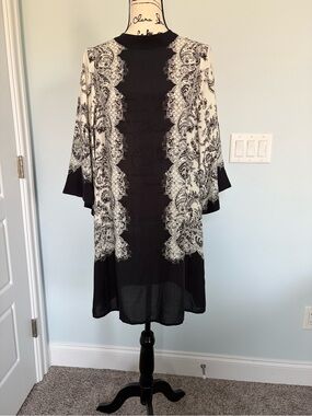 H&M Black and White Lace-Print Shift Dress
